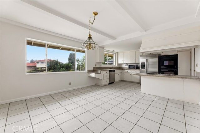 5602 Sunmist Drive, Rancho Palos Verdes, CA 90275