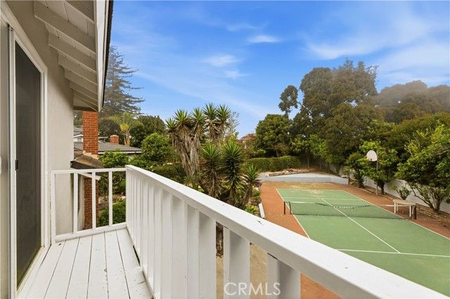 5602 Sunmist Drive, Rancho Palos Verdes, CA 90275