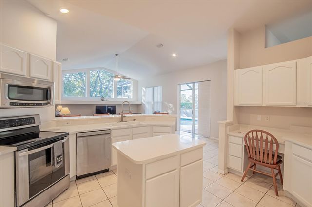 4813 WATER LARK WAY, Valrico, FL 33596