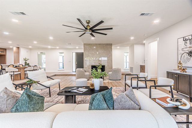 2716 Arborcove Drive, Plano, TX 75075