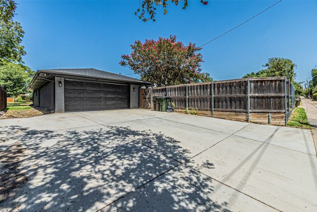 2716 Arborcove Drive, Plano, TX 75075