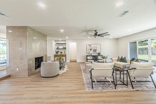 2716 Arborcove Drive, Plano, TX 75075