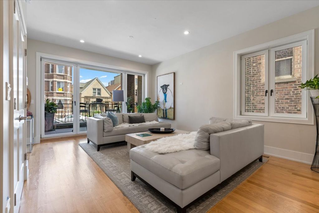 2023 W Augusta Boulevard 1W, Chicago, IL 60622 — photo 2