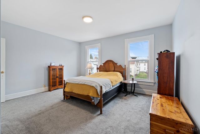 106 Township Avenue, Elmwood Place, OH 45216