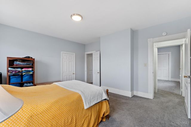 106 Township Avenue, Elmwood Place, OH 45216