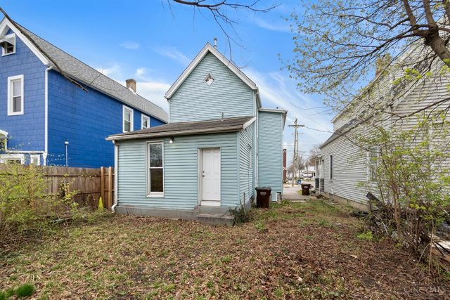 106 Township Avenue, Elmwood Place, OH 45216