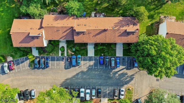 906 Merritt Dr, Hillsborough Twp., NJ 08844