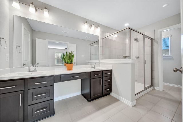 11910 Amber Oak Way, Tomball, TX 77375