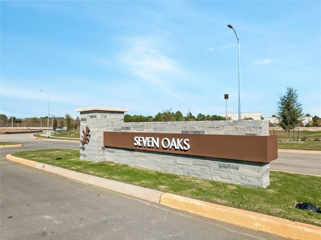 11910 Amber Oak Way, Tomball, TX 77375