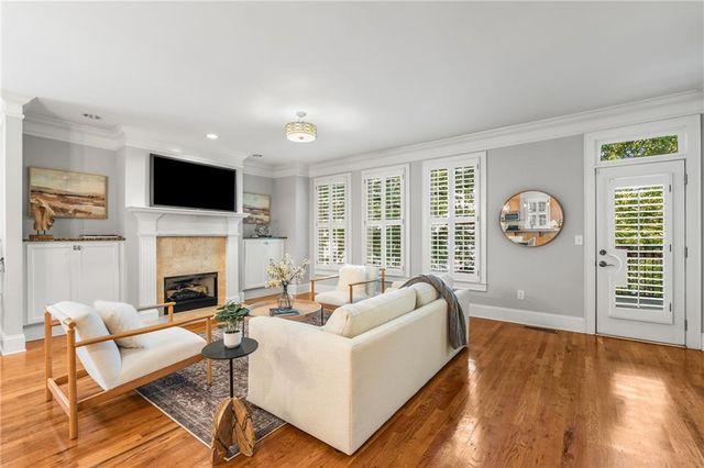 102 Knob Hills Circle, Decatur, GA 30030