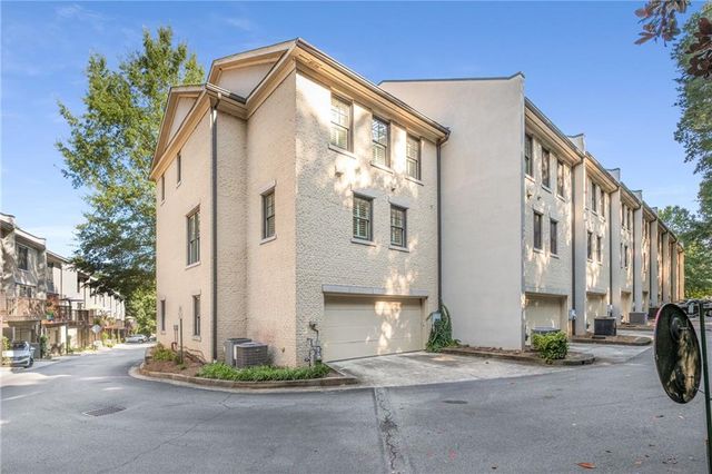 102 Knob Hills Circle, Decatur, GA 30030