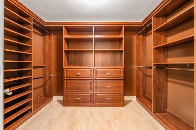 102 Knob Hills Circle, Decatur, GA 30030