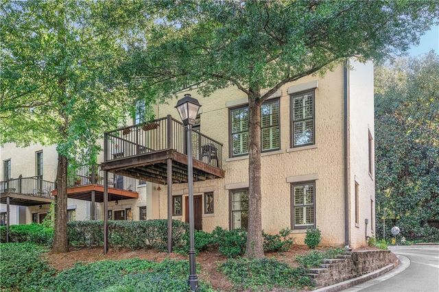 102 Knob Hills Circle, Decatur, GA 30030