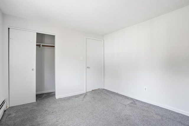 8 Bishop Dr 8, Framingham, MA 01702