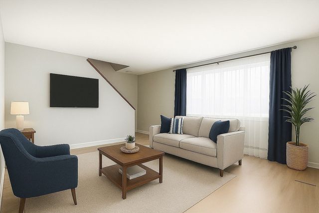 8 Bishop Dr 8, Framingham, MA 01702