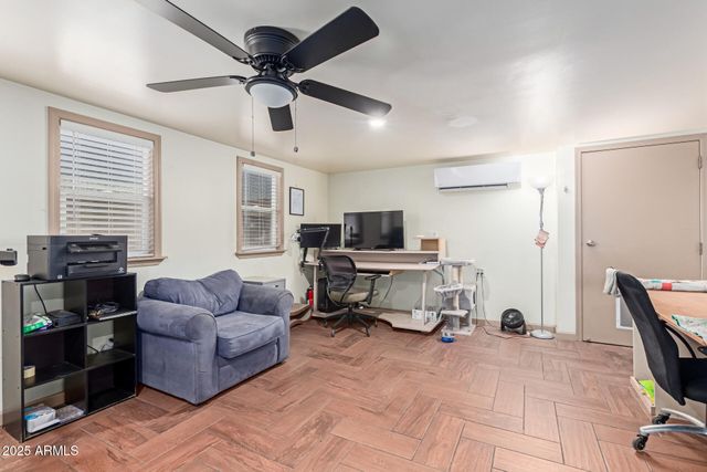 10951 N 91ST Avenue 222, Peoria, AZ 85345