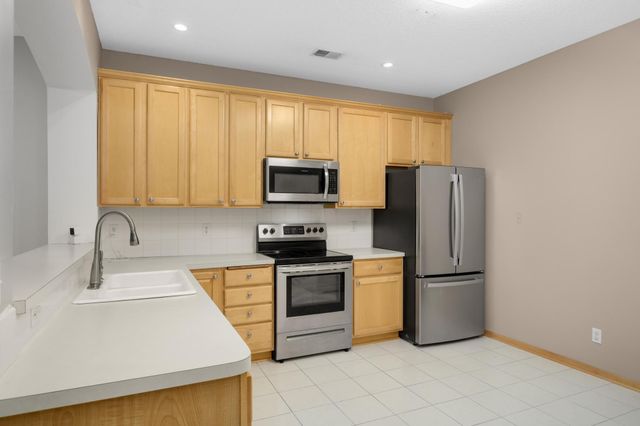 8517 Forestview Lane N, Maple Grove, MN 55369