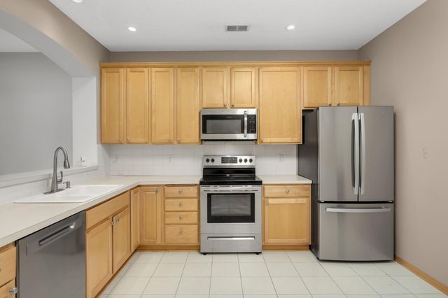 8517 Forestview Lane N, Maple Grove, MN 55369