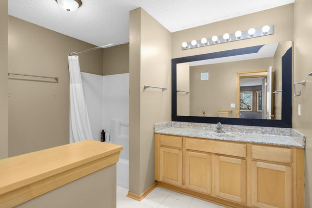 8517 Forestview Lane N, Maple Grove, MN 55369