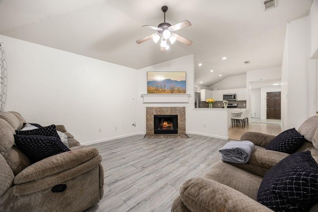 17739 Barton Point Lane, Richmond, TX 77407