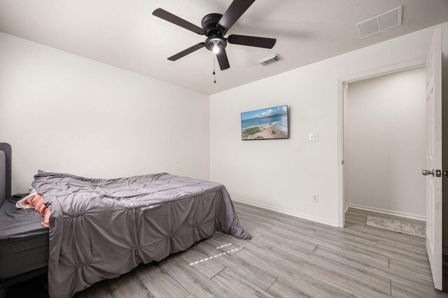 17739 Barton Point Lane, Richmond, TX 77407