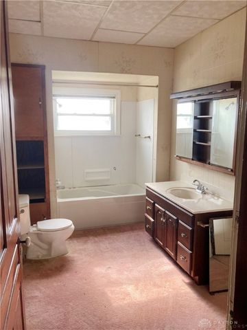 119 Orchard Street, West Manchester, OH 45382