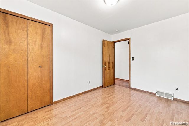 11165 Hanna Drive, Sterling Heights, MI 48312