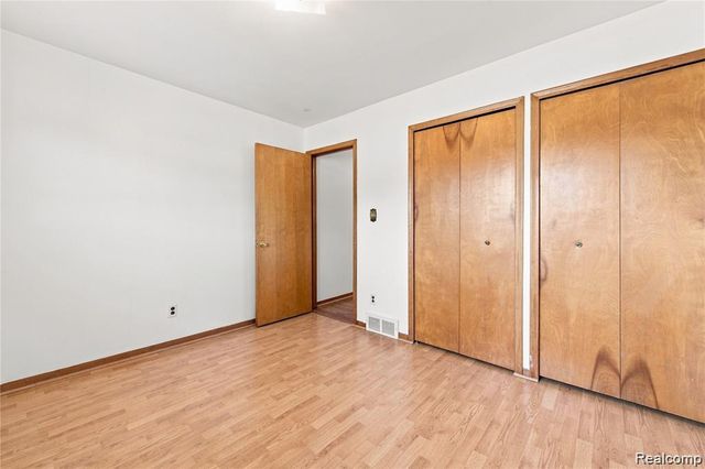 11165 Hanna Drive, Sterling Heights, MI 48312