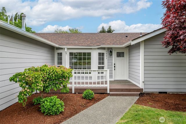 1901 12th Avenue SE, Puyallup, WA 98372