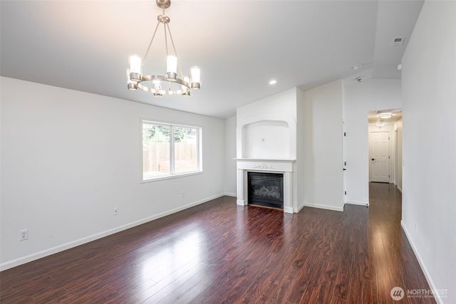 1901 12th Avenue SE, Puyallup, WA 98372