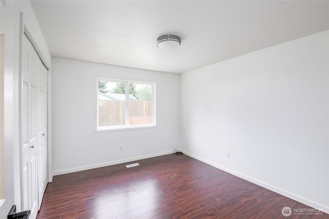 1901 12th Avenue SE, Puyallup, WA 98372