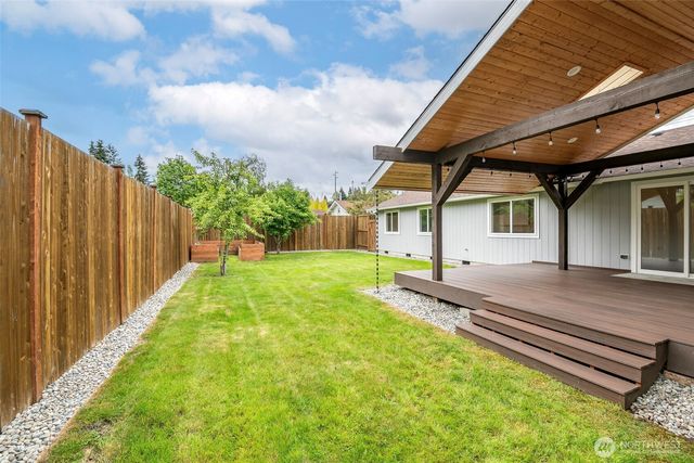 1901 12th Avenue SE, Puyallup, WA 98372