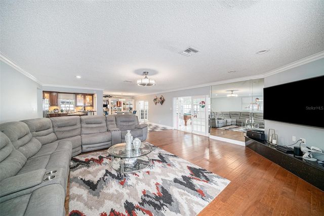 8502 MAY STREET, Tampa, FL 33614