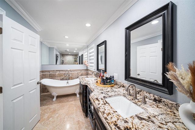 8502 MAY STREET, Tampa, FL 33614