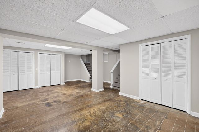 204 Meadowview Dr, Crossville, TN 38558