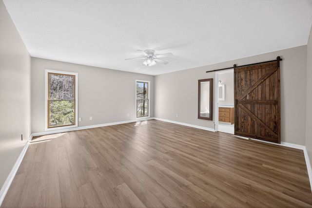 204 Meadowview Dr, Crossville, TN 38558