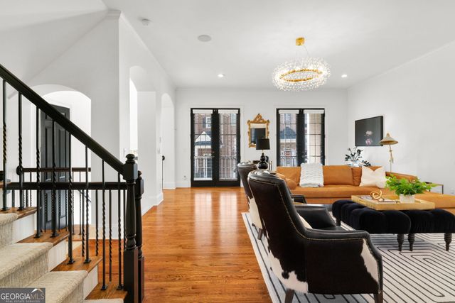 5945 Reddington Way, Atlanta, GA 30328