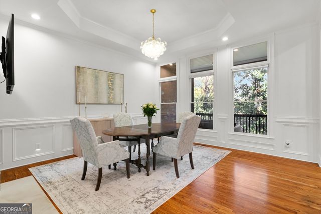 5945 Reddington Way, Atlanta, GA 30328