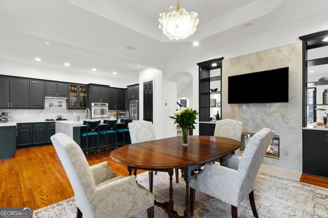 5945 Reddington Way, Atlanta, GA 30328