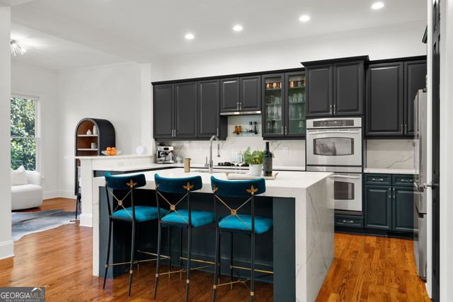 5945 Reddington Way, Atlanta, GA 30328