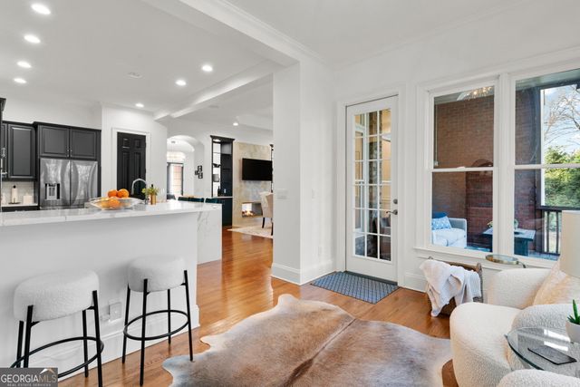 5945 Reddington Way, Atlanta, GA 30328