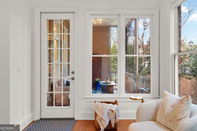 5945 Reddington Way, Atlanta, GA 30328