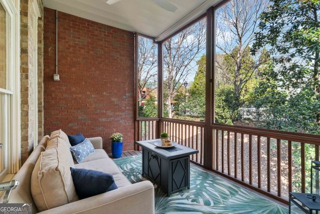 5945 Reddington Way, Atlanta, GA 30328