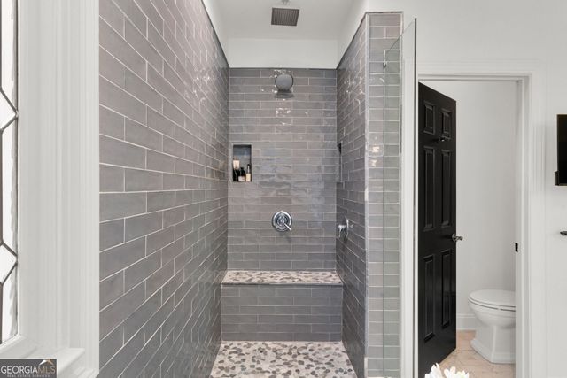 5945 Reddington Way, Atlanta, GA 30328