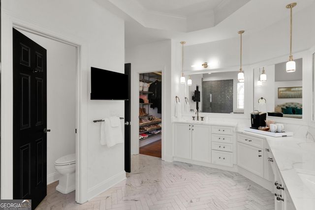 5945 Reddington Way, Atlanta, GA 30328