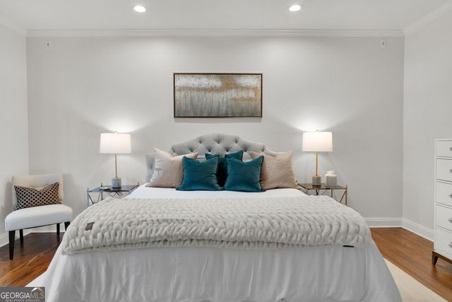 5945 Reddington Way, Atlanta, GA 30328