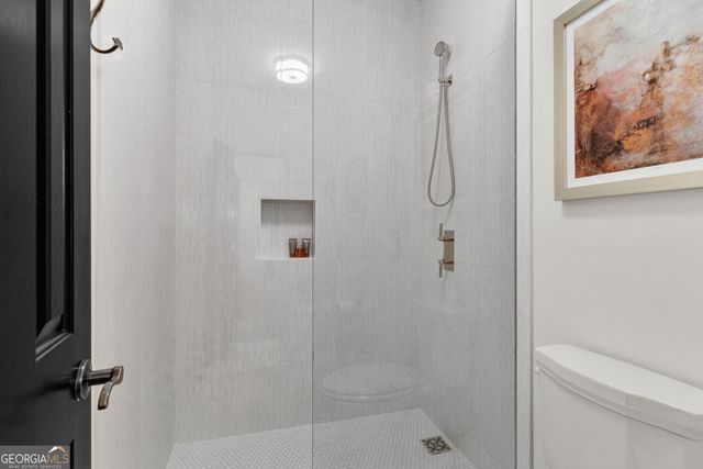 5945 Reddington Way, Atlanta, GA 30328