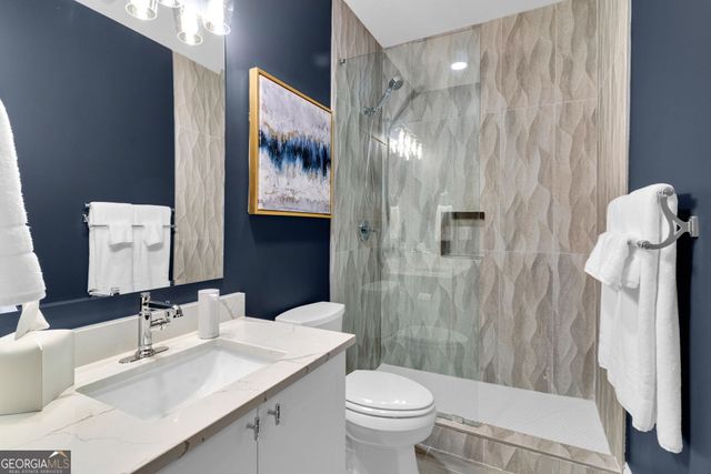 5945 Reddington Way, Atlanta, GA 30328