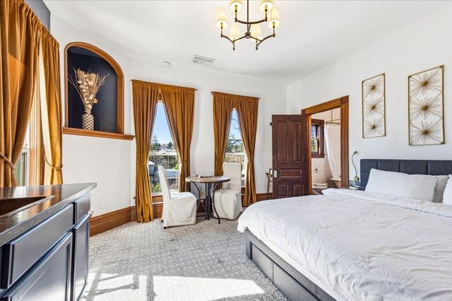 220 Colfax Ave, Grass Valley, CA 95945