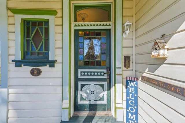 220 Colfax Ave, Grass Valley, CA 95945